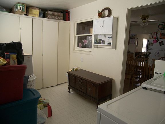 3rd image of 709 W Link St