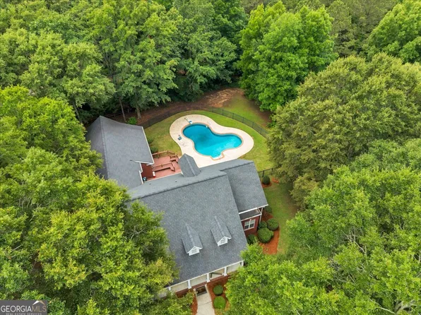 213 Sabre Dr, Bonaire, GA 31005