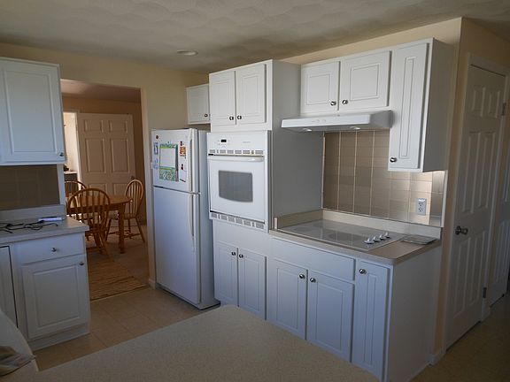 3rd image of 6204 Lillypond Way