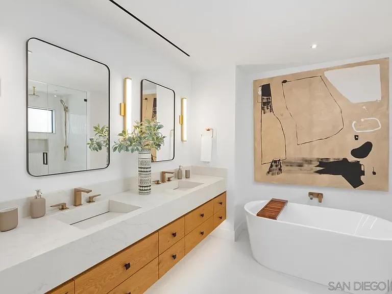 744 Bonair St — Photo 23