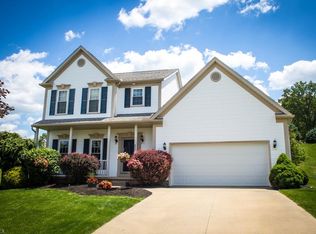 4832 Almond Way, Ravenna, OH 44266