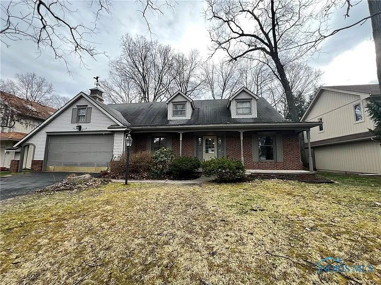 2410 Wealdstone Rd — Photo 1