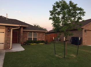 8013 Waters Edge Way, Oklahoma City, OK 73135