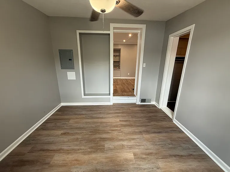 1310 E Highland Rd #S — Photo 9