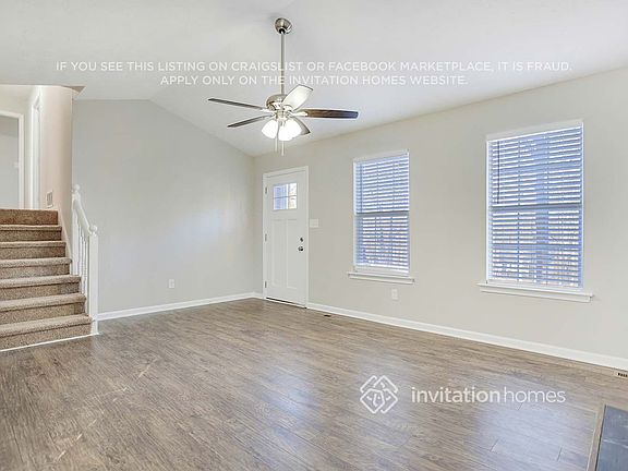 3rd image of 131 Halehaven Dr