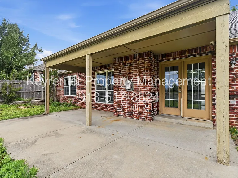 11906 S Juniper Ct — Photo 23