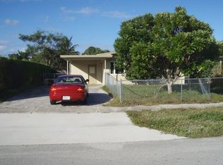 1211 Chickasaw St, Jupiter, FL 33458