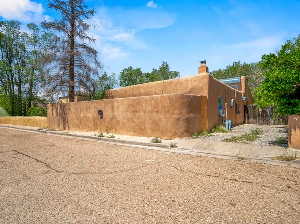 731 Montez Pl, Santa Fe, NM 87501