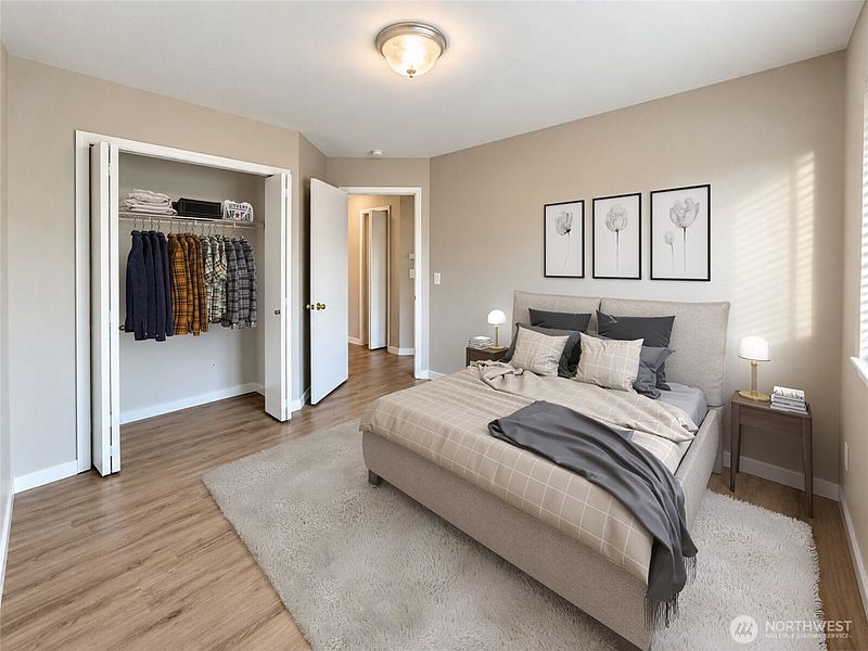 3rd image of 5806 151st Street SE