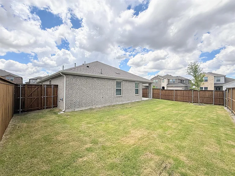6233 Lassen Ct — Photo 40