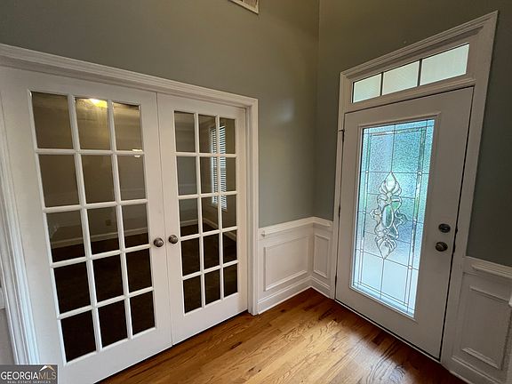 4th image of 104 Fishers Mill Dr