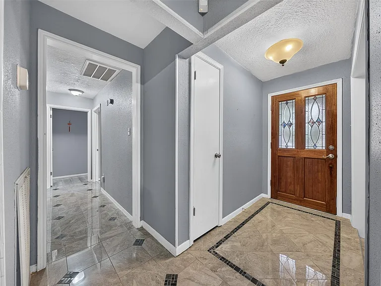 5714 Arbor Vitae Dr — Photo 6