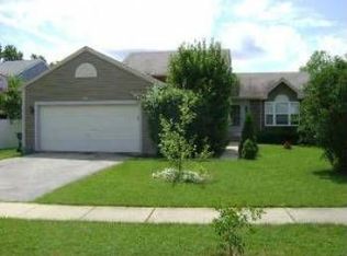 937 E Chicory Ln, Lake Villa, IL 60046