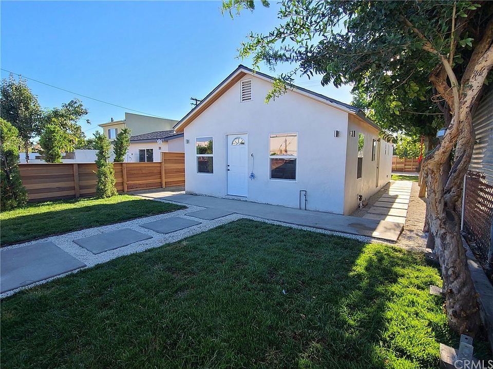 1st image of 3829 Arden Dr