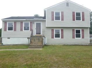 7431 Hilmar Dr, North Chesterfield, VA 23234