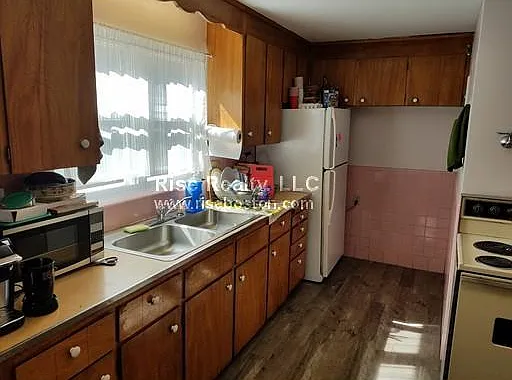 16 Caltha Rd #1 — Photo 2