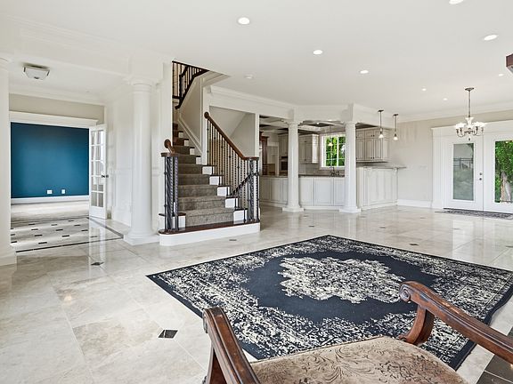 4th image of 434 S Cardon Ridge Dr