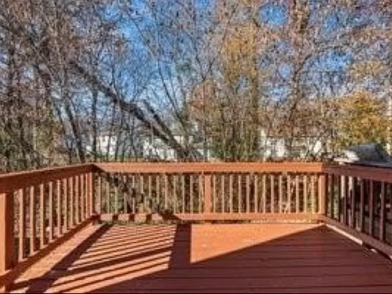 8712 Springwater Dr — Photo 27