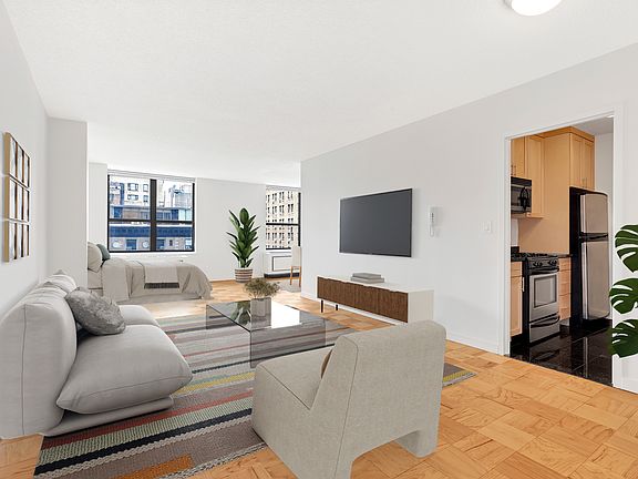 2nd image of 247 W 87th St #C9