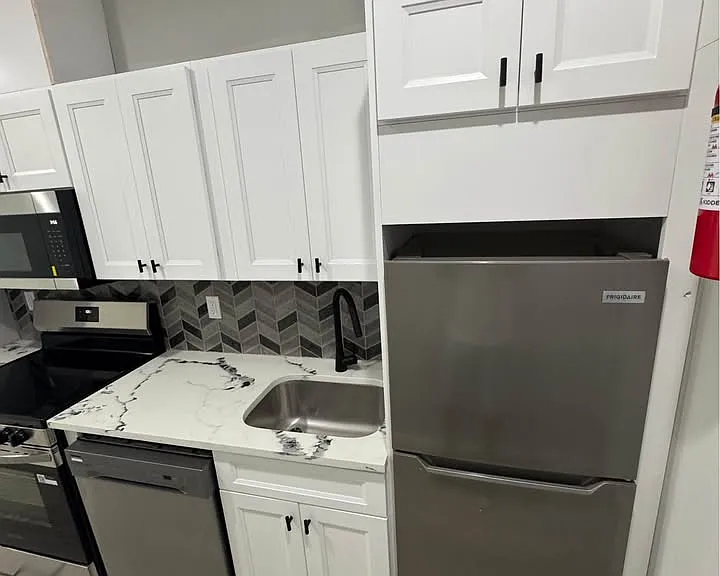 188 Lafayette St #103 — Photo 5