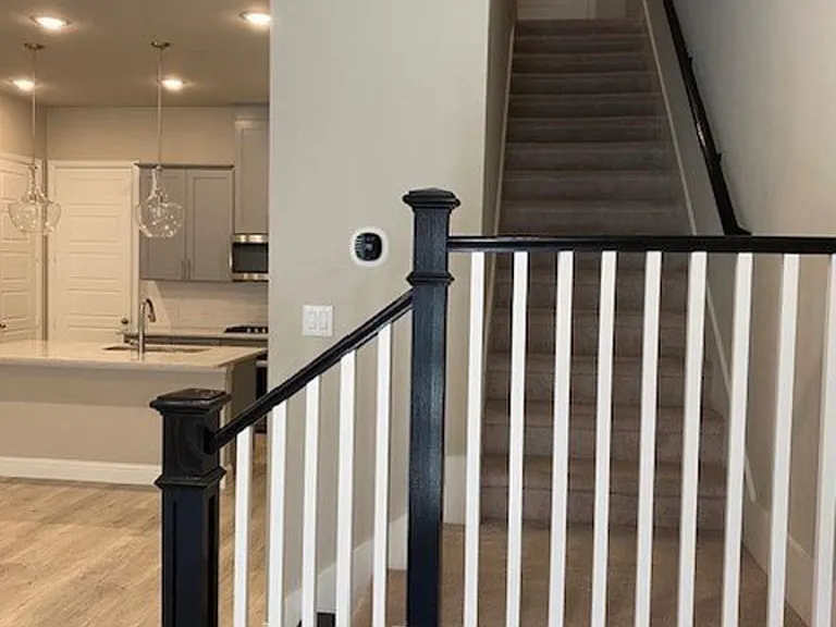 329 Colusa Dr — Photo 3