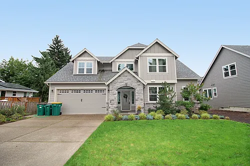 19304 SW Magnolia Ln Photo 1