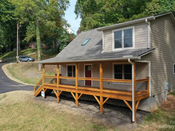25 Hammock Ln, Waynesville, NC 28786