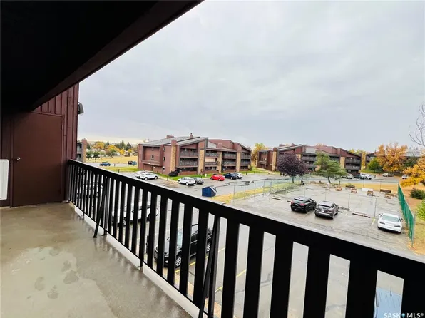 UNIT 308-1140 9th AVENUE NE, Swift Current, SK S9H 2S9