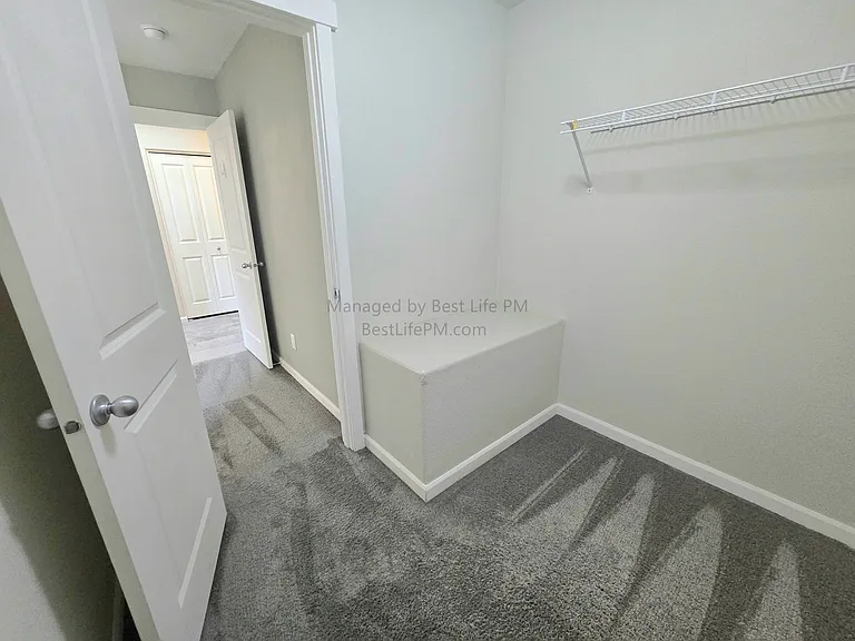 17923 Niks Dr — Photo 34