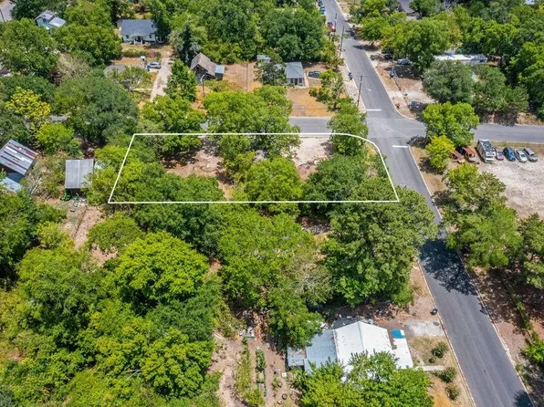 800 10th Street, Huntsville, TX 77320