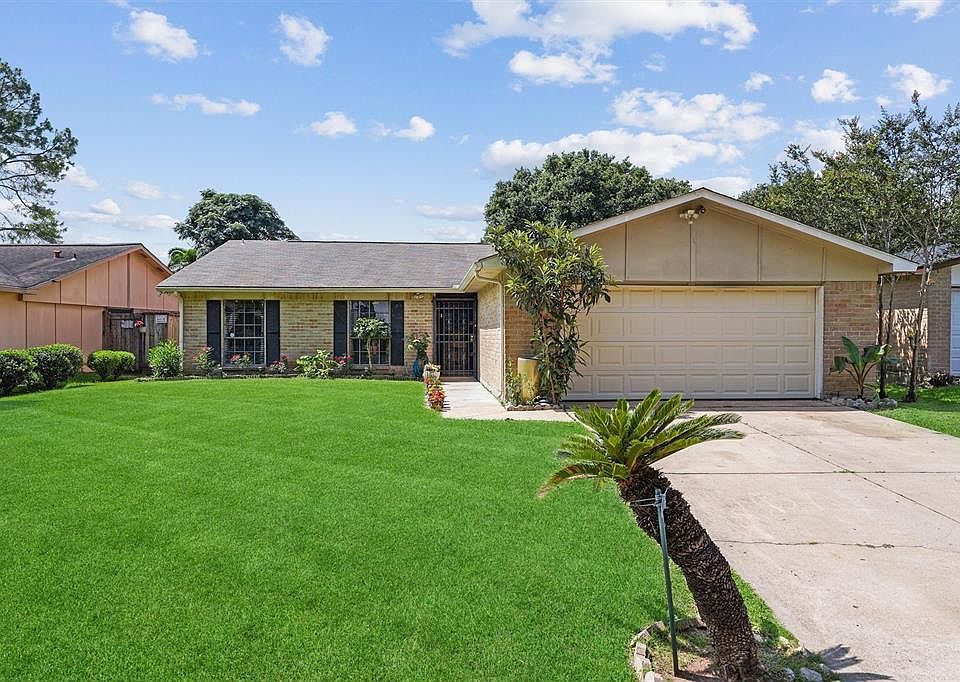 1st image of 15707 Sierra Valle Drive