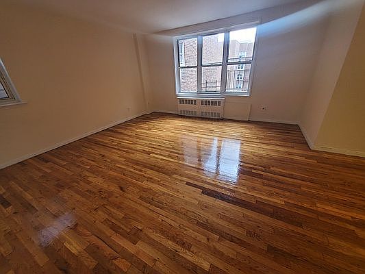 2nd image of 14343 41st Ave APT 3F