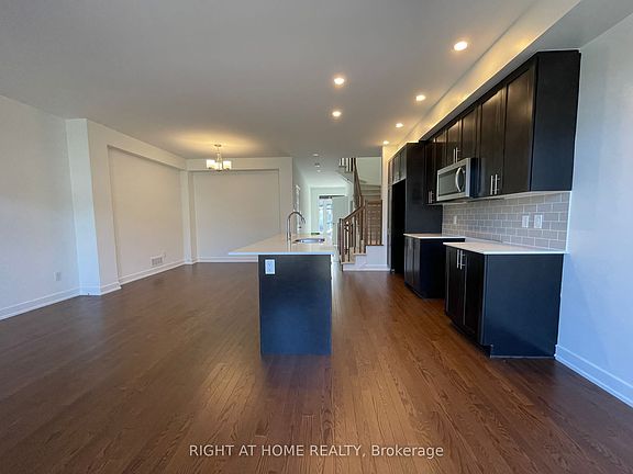 5th image of 640 Rathburn Ln