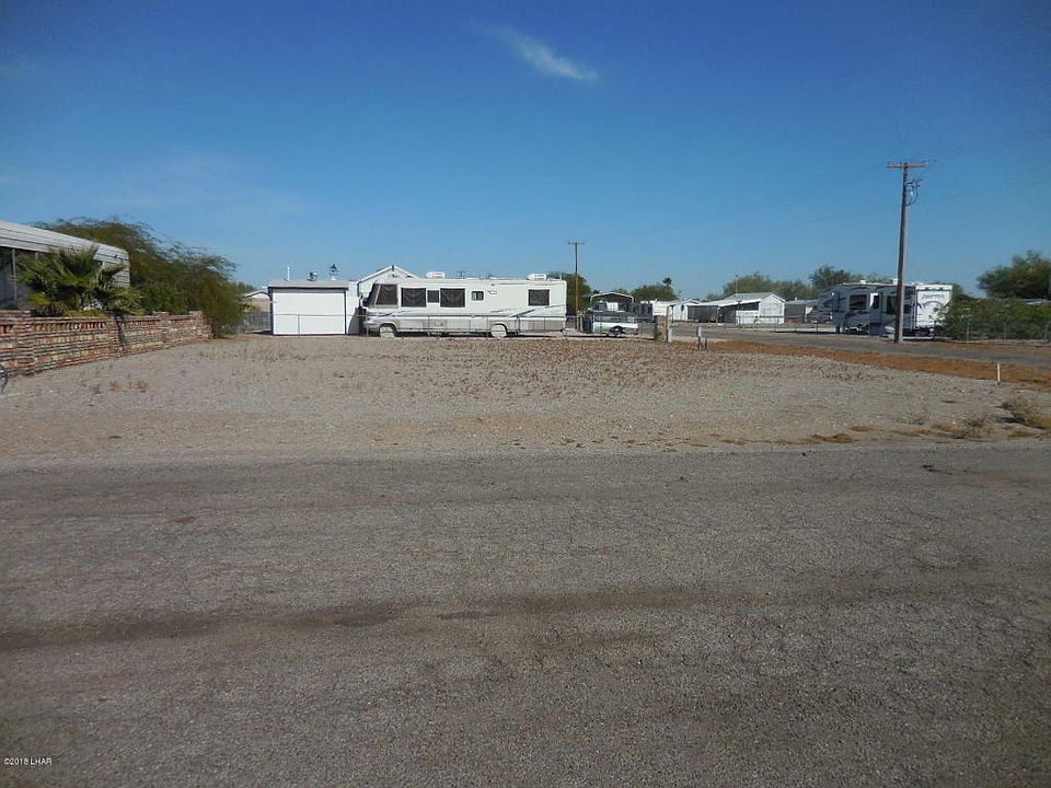 2nd image of 736 Emerald Dr Dr Lot 8