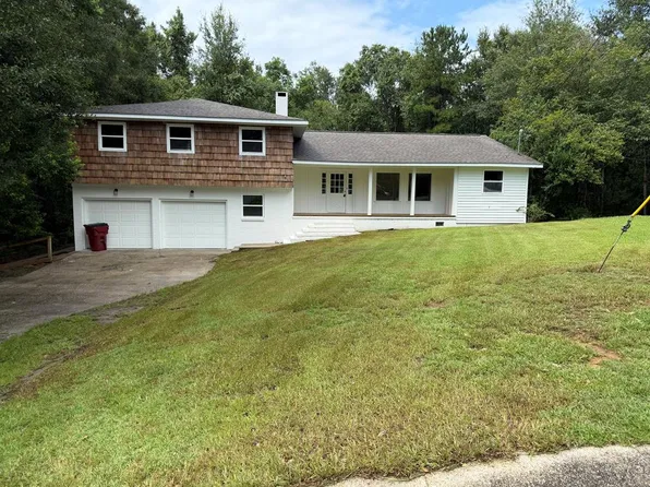 912 Kety Dr, Picayune, MS 39466