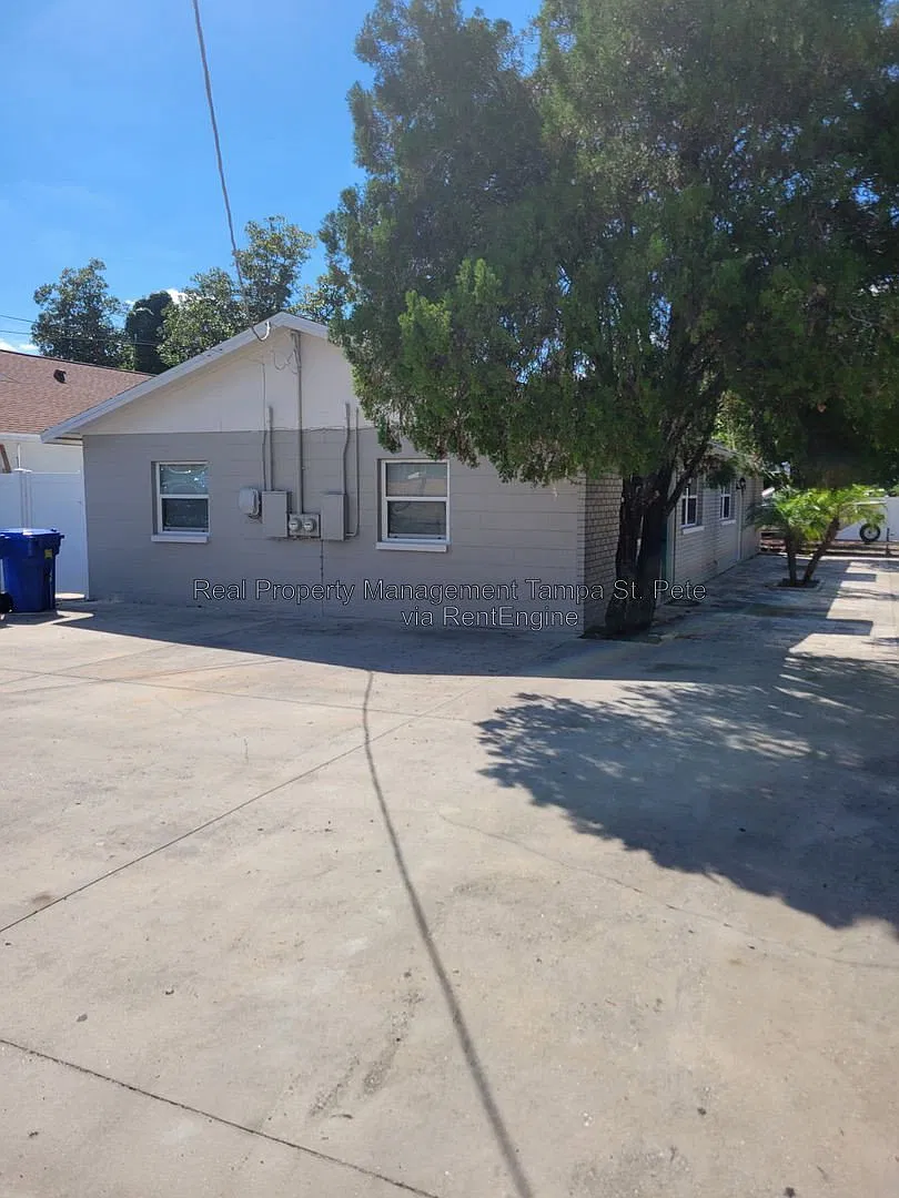 2 bed, 1.0 bath, 630 sqft, $1,795 — Photo 1