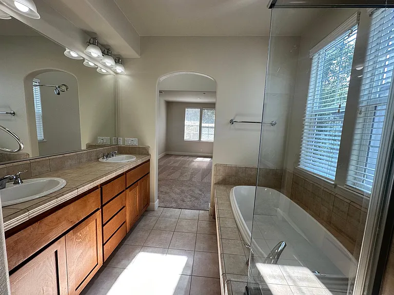 4490 Maybeck Ter — Photo 17