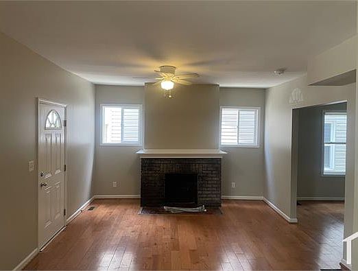 2nd image of 101 S Longworth Ave