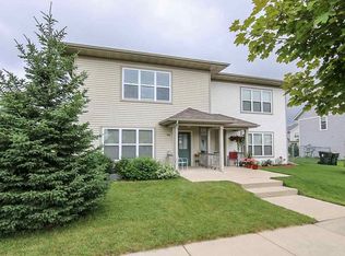 316 S Musket Ridge Dr, Sun Prairie, WI 53590