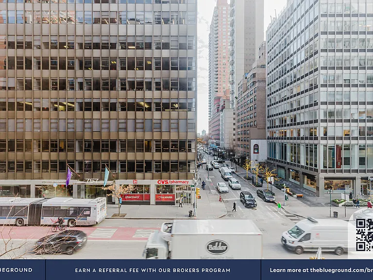 160 E 48th St #4F — Photo 3