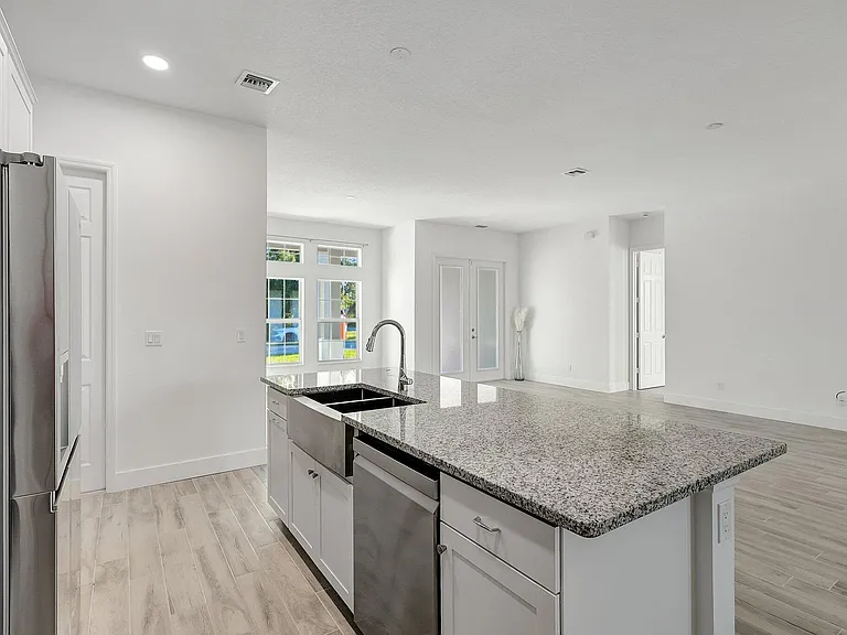 1791 SW Effland Ave — Photo 15