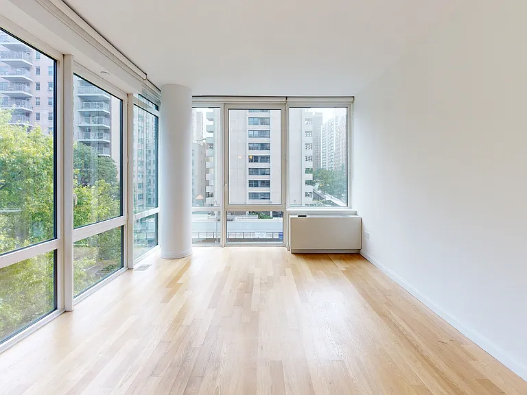 775 Columbus Ave #5A — Photo 3