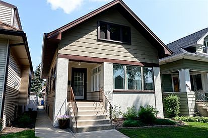 1st image of 5240 W Warner Ave #2