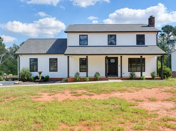 406 Creekside Dr, Boiling Springs, SC 29316