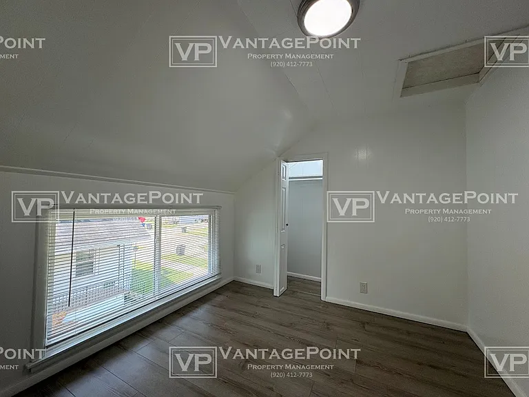 827 W 11th Ave — Photo 9