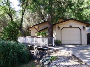 17814 Huckleberry Dr, Penn Valley, CA 95946