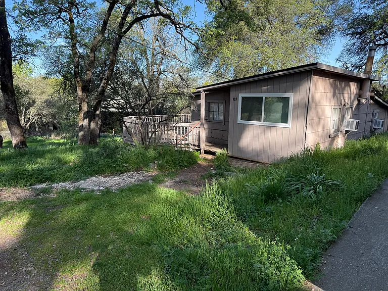105 Covey Rd — Photo 32