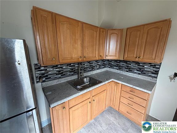 5th image of 1312 N 10th St