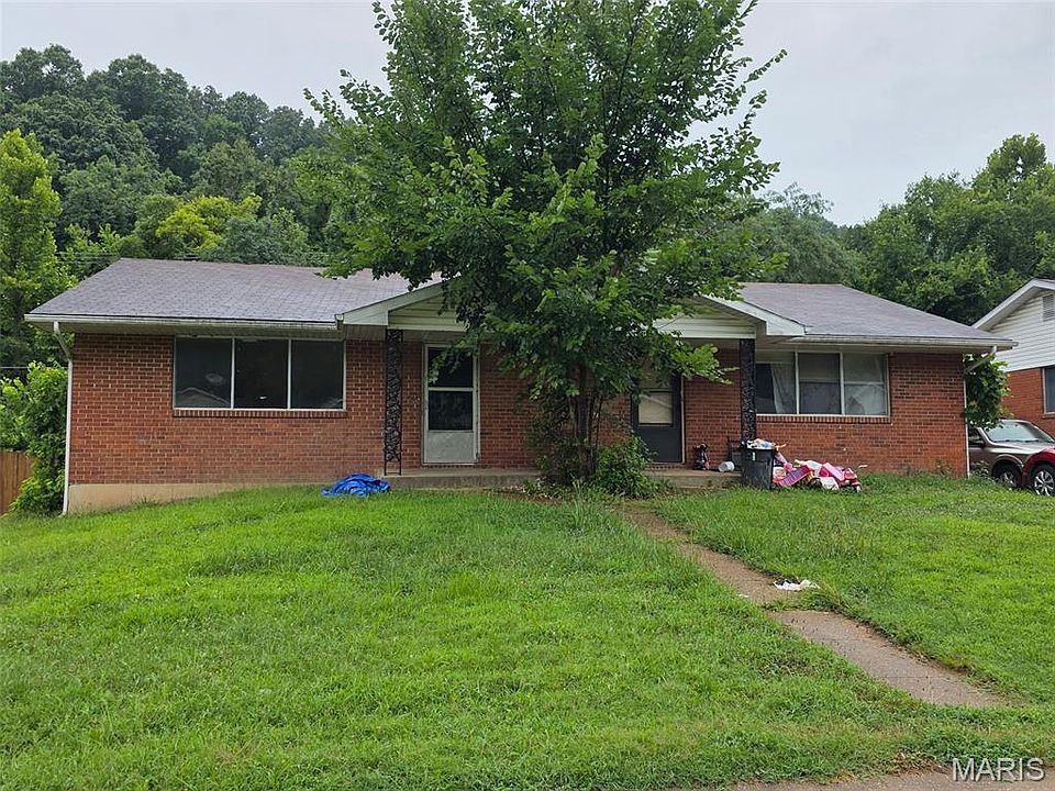 1st image of 113 Elliott Dr #A/b