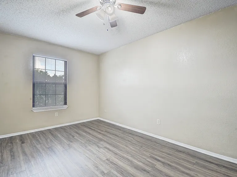 6321 Richland Plaza Dr #A — Photo 7
